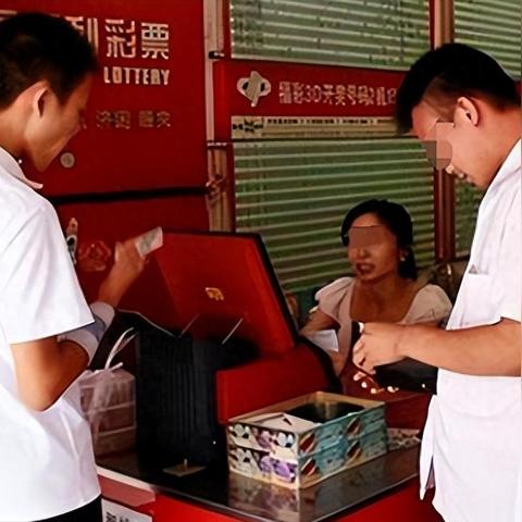欧洲体育电竞网站推荐亦天天游戏彩票官网下载安装最新版专家解读解释与落实-规避欺诈的假广告 欧洲体育电竞网站推荐亦天天游戏彩票官网下载安装最新版专家解读解释与落实-规避欺诈的假广告